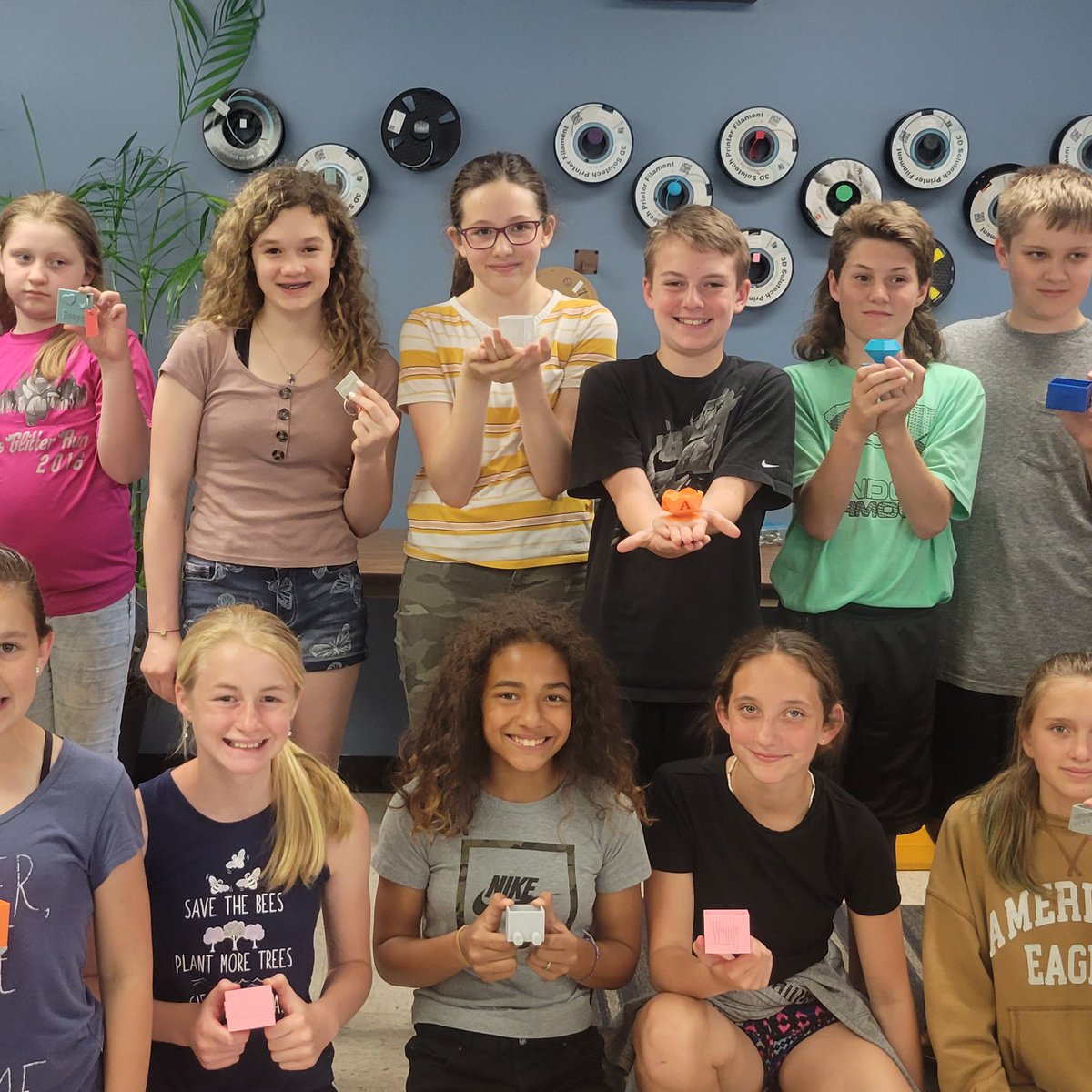 HillsdaleSchool's tweet photo. 6th grade EdTech students designed and printed Keychain and planters.  #EdTechRocks #STEM https://t.co/6kupns4oWg