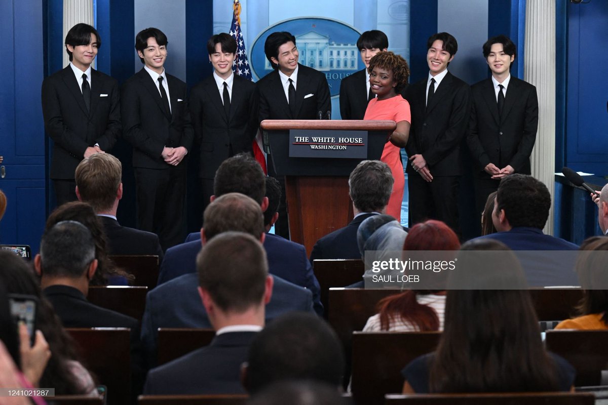btsdaily77's tweet photo. Press Briefing by Press Secretary Karine Jean-Pierre Featuring BTS #BTSatTheWhiteHouse @BTS_twt https://t.co/2S9KUksIqH