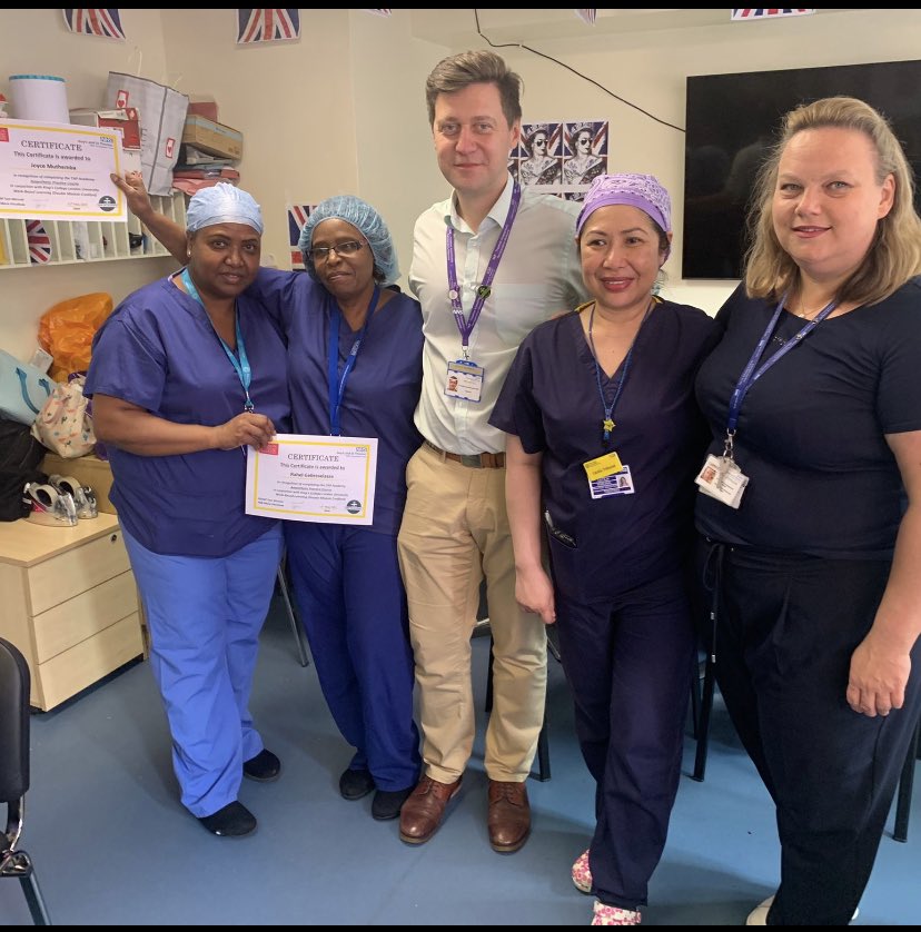 mariadiscalicau's tweet photo. Celebrating our colleagues from @Moorfields for successfully competing the #TAPAcademy Anaesthetic Practice course and the Queen’s Jubilee! @tompdodp @GSTTnhs @GSTTanaesthesia @gunjeet99 Thank you for the lovely reception! https://t.co/QO2GgC3L5e