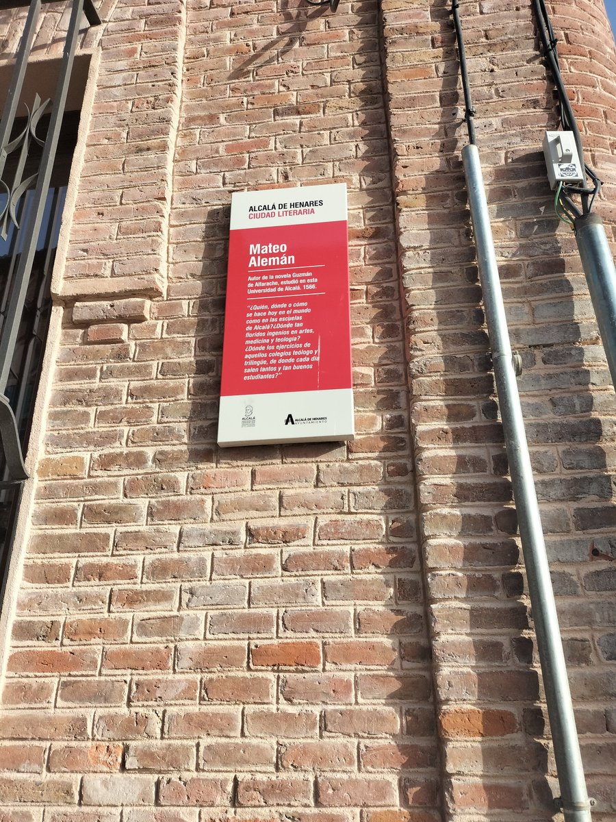 gomis_veronica's tweet photo. Os propongo rutas literarias que hice durante las vacaciones de semana santa. Aquí la primera de puntos de interés filológico en Alcalá de Henares: instituto quevedo del humor #INVTICUA22 https://t.co/icO8c6HxYi