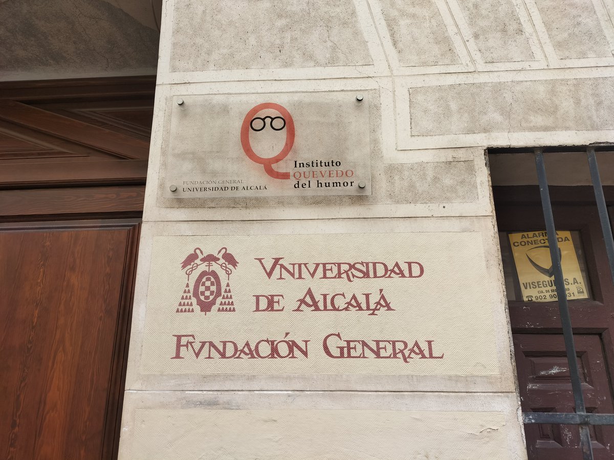 gomis_veronica's tweet photo. Os propongo rutas literarias que hice durante las vacaciones de semana santa. Aquí la primera de puntos de interés filológico en Alcalá de Henares: instituto quevedo del humor #INVTICUA22 https://t.co/icO8c6HxYi