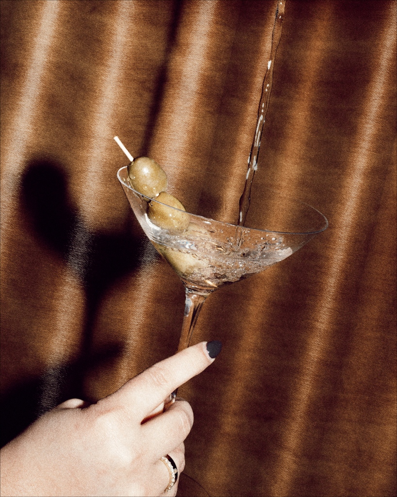 diazadgroup's tweet photo. DIAZ PHOTOGRAPHY // Top me off. 🍸 Capturing cocktails for @pangeadallas https://t.co/vnJkfVUDuE