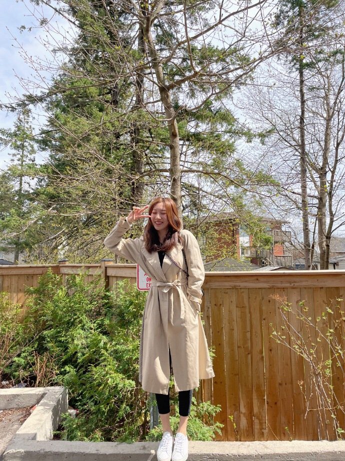 Be warm and sunny like the sun, bright and beautiful, bring beauty to others, and pay silently.