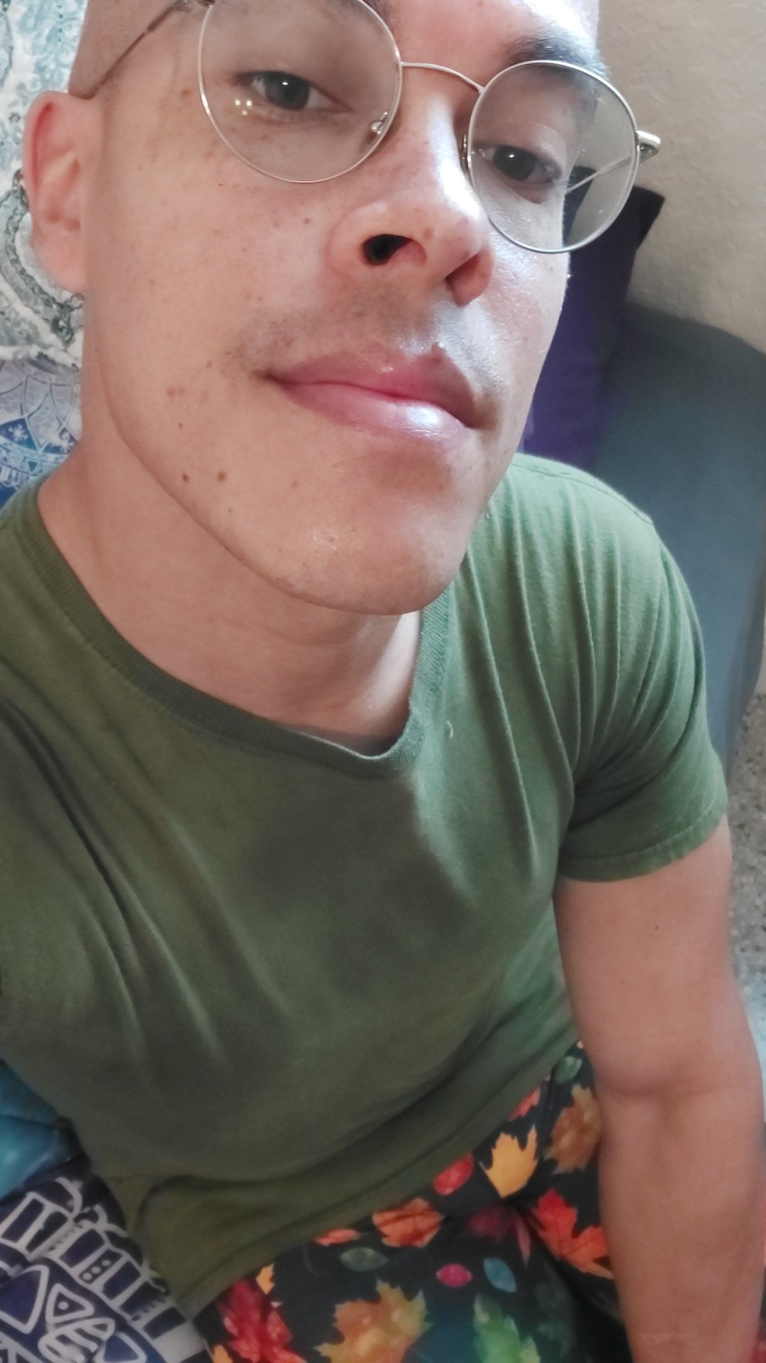Taking a break from all my socials today. I know I don't have a high follow count on her but still. Love you all. Stay Golden https://t.co/kUYnMW8Pku