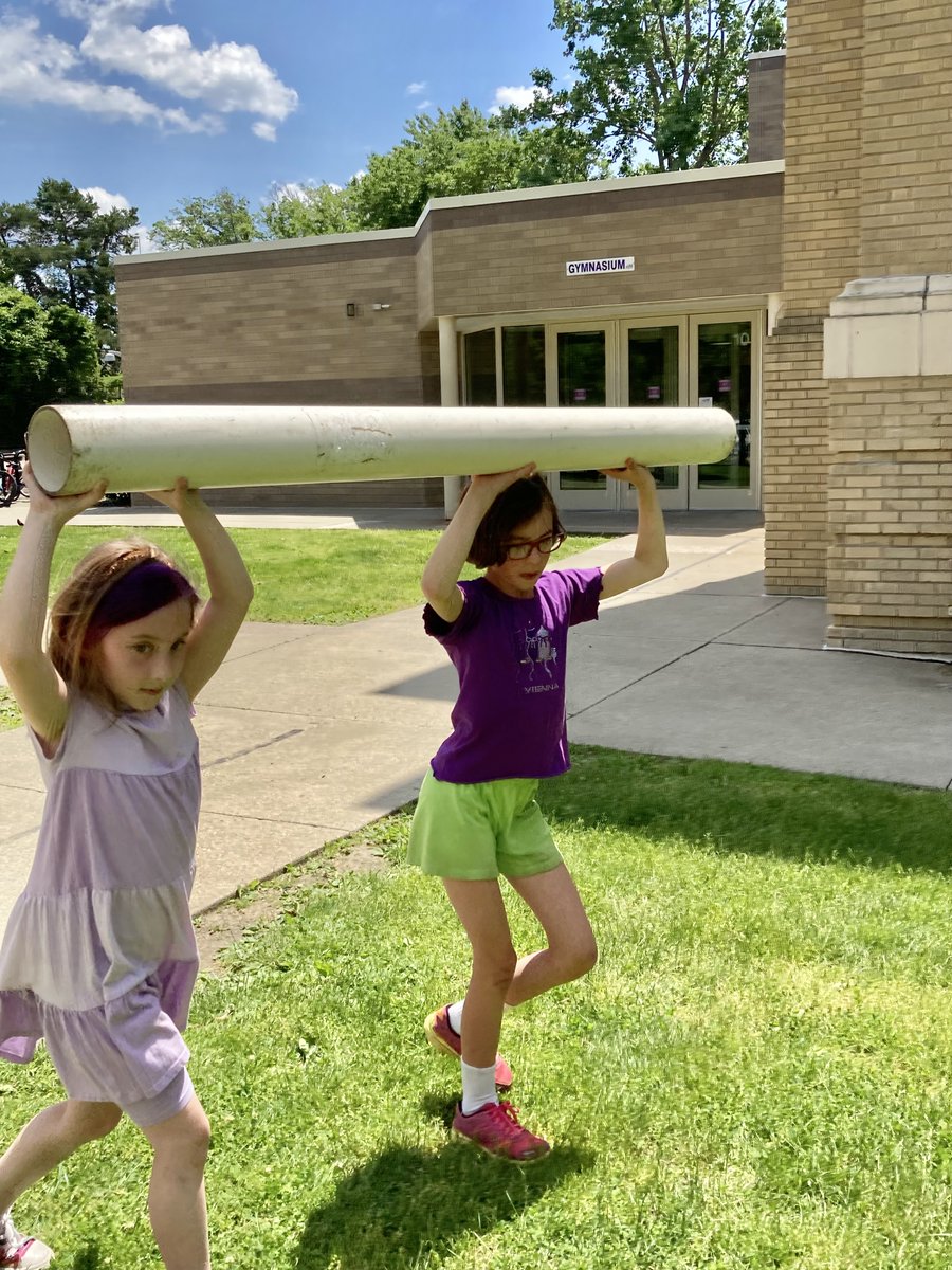 LkwdSchools's tweet photo. Field Day fun at @LkwdHMES! Everyone's favorite way to help wrap up the year! @lkwdphysed https://t.co/wjdbwL7ZRN
