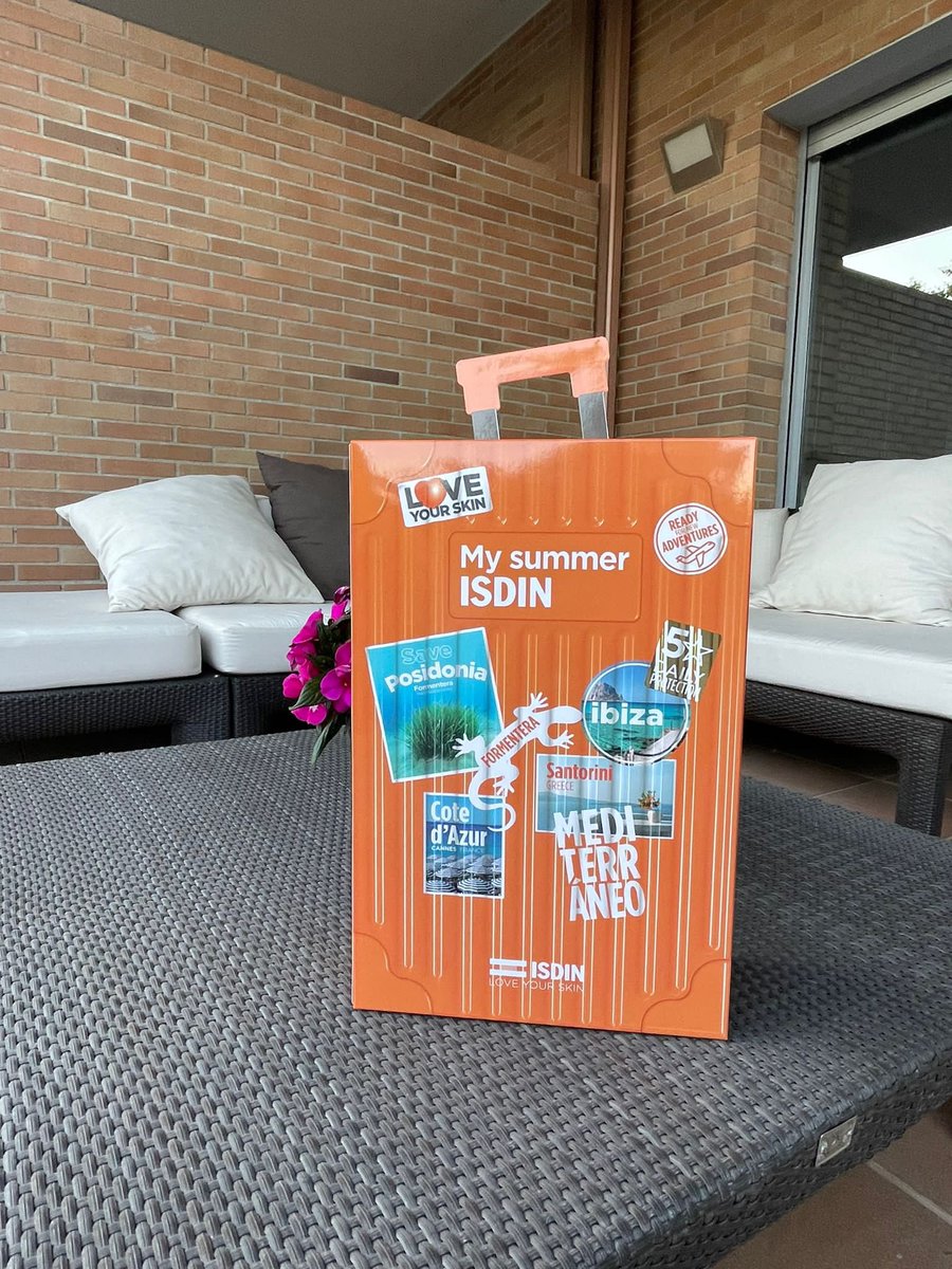 allobe86's tweet photo. No me gusta hacer publicidad,pero un calendario de adviento para el inicio del verano con muestras de fotoprotectores me parece una idea brutal!! ☀️ 🏖 🧴
Gracias @ISDIN !! #MySummerISDIN https://t.co/LHVaCA1yhZ