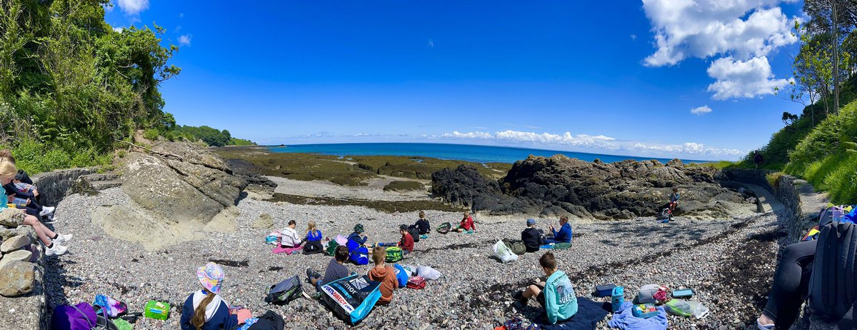Sun / Sea and Golden sands created the perfect conditions for our Marlin Campers to enjoy some kayaking today 🌞🚣🏻‍♂️ #swimseasave #lemourierswim #marlincamp #JerseyCI #kayakadventures