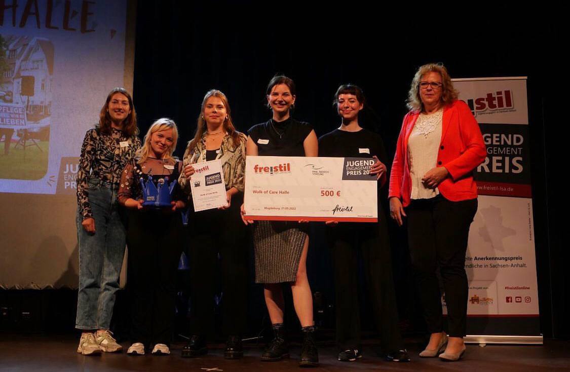 Wir haben einen Preis gewonnen. Den Jugend-Engagement-Preis 2022 in Sachsen-Anhalt von der Initiative "Freistil". Wir fühlen uns geehrt und freuen uns sehr! #pflege #gibuns5 #walkofcare #freistil #JEP2022 #halle