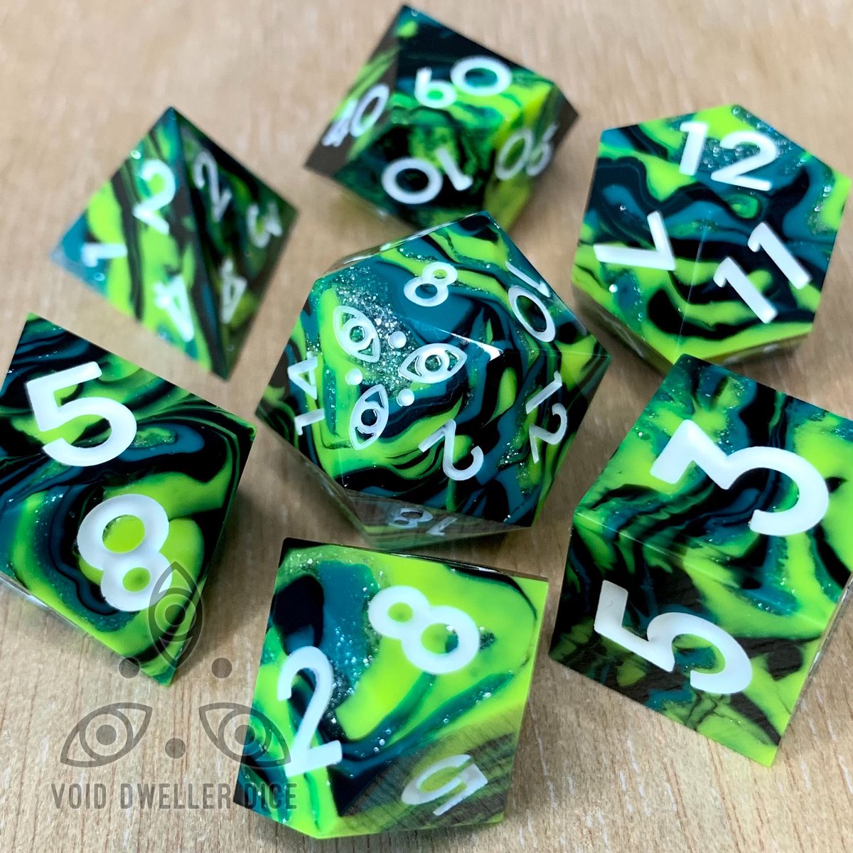High Voltage 

#dice #handmadedice #diceporn #DnD