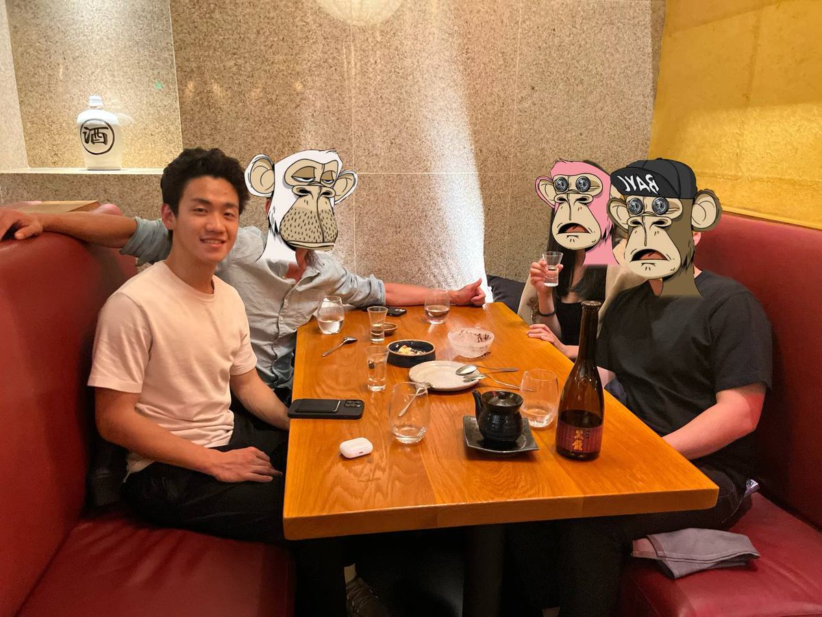 yuboruan's tweet photo. Brainstorming with apes. Something is cooking.

#NFTs #DeFi $ETH

@taipeicity_eth @veratheape @akdoteth @BoredApeYC https://t.co/Lrc4zXzXJt