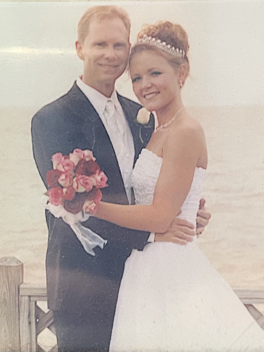 DorothySavage's tweet photo. Happy Anniversary to literally the best man I know. Hands down. Love you @PhilSavage, big time. #throwback https://t.co/NVj20sh2Yu