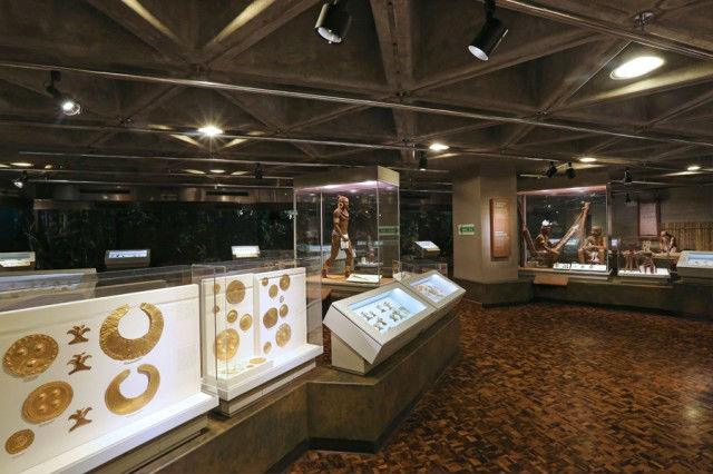 andreeaenchina's tweet photo. De #CostaRica con @SilviaCRAvge lo que más me ha fascinado es el Museo de Oro. A quién no le gusta?😍con todo lo que reluce!✨ Además, para relajarnos podemos ir al Santuario de perezosos y admirar esta especie tan adorable🥺
Un viaje ideal verdad?
#descubreelmundoconAvge https://t.co/bagH4BCdFo