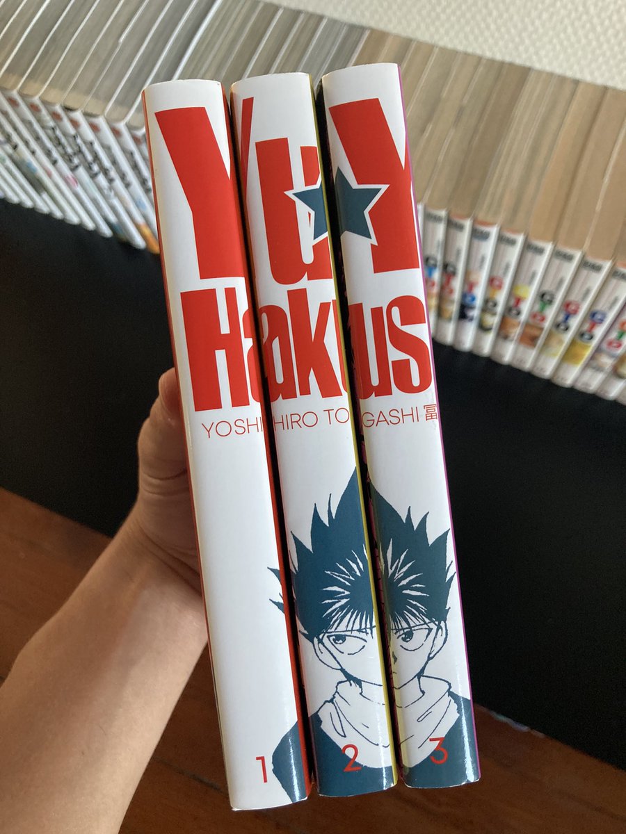 Avec la hype Hunter x Hunter et le retour de Togashi, comment ne pas parler de Yu Yu Hakusho ?  Le banger précédant HxH, qui a été fini lui 🤡
Go lire/voir cette masterclass 

Surtout qu’on a le droit à une nouvelle édition magnifique depuis l’année dernière