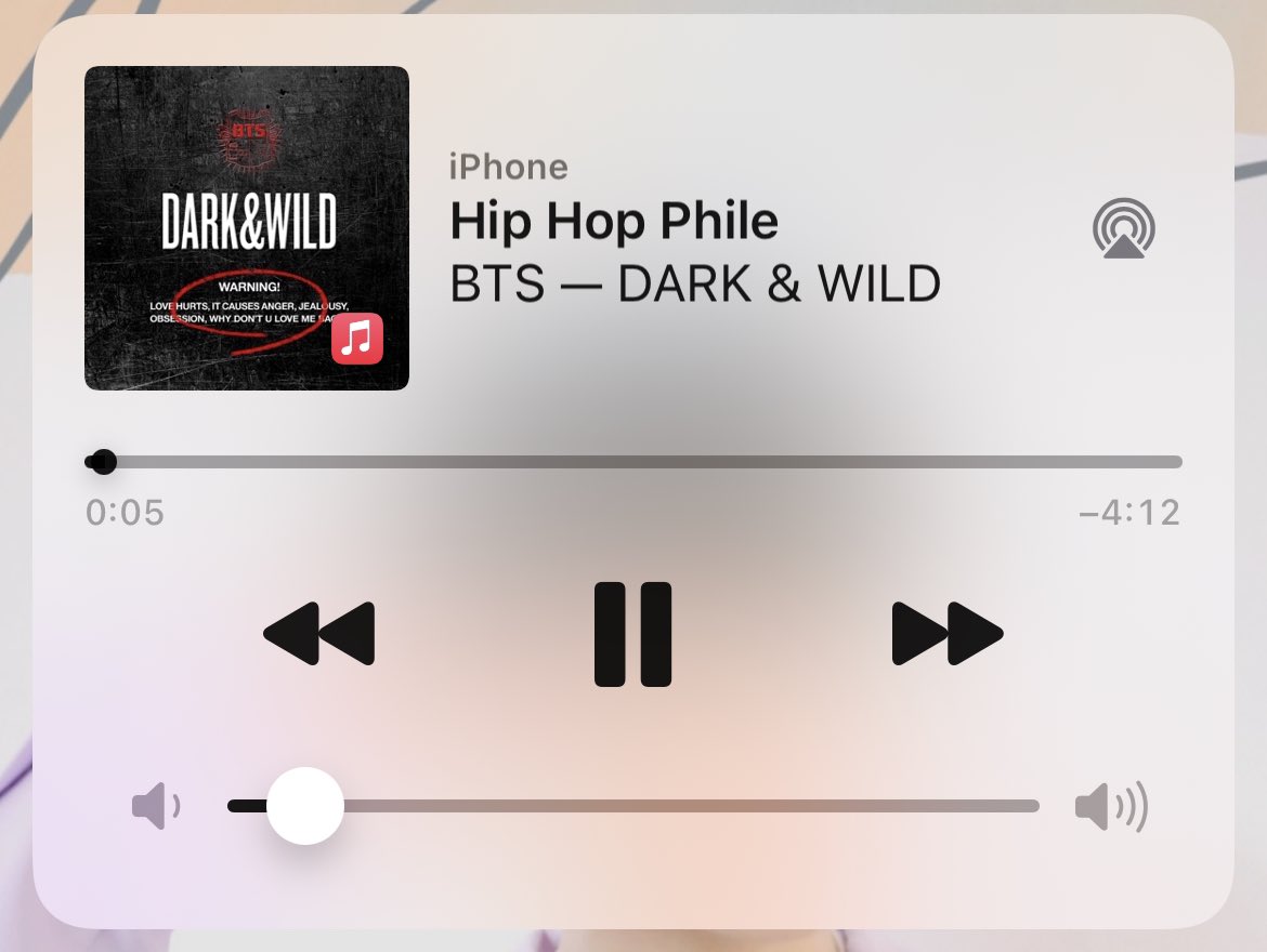 yuto0108's tweet photo. 今日の1曲
 #BTS  #DARKWILD  #HipHopPhile 

ナムさんからのグク、これグク嬉しかったんじゃない？🥹
爆イケのラップから黄金マンネの歌声✨ https://t.co/GeHdZQZVNO