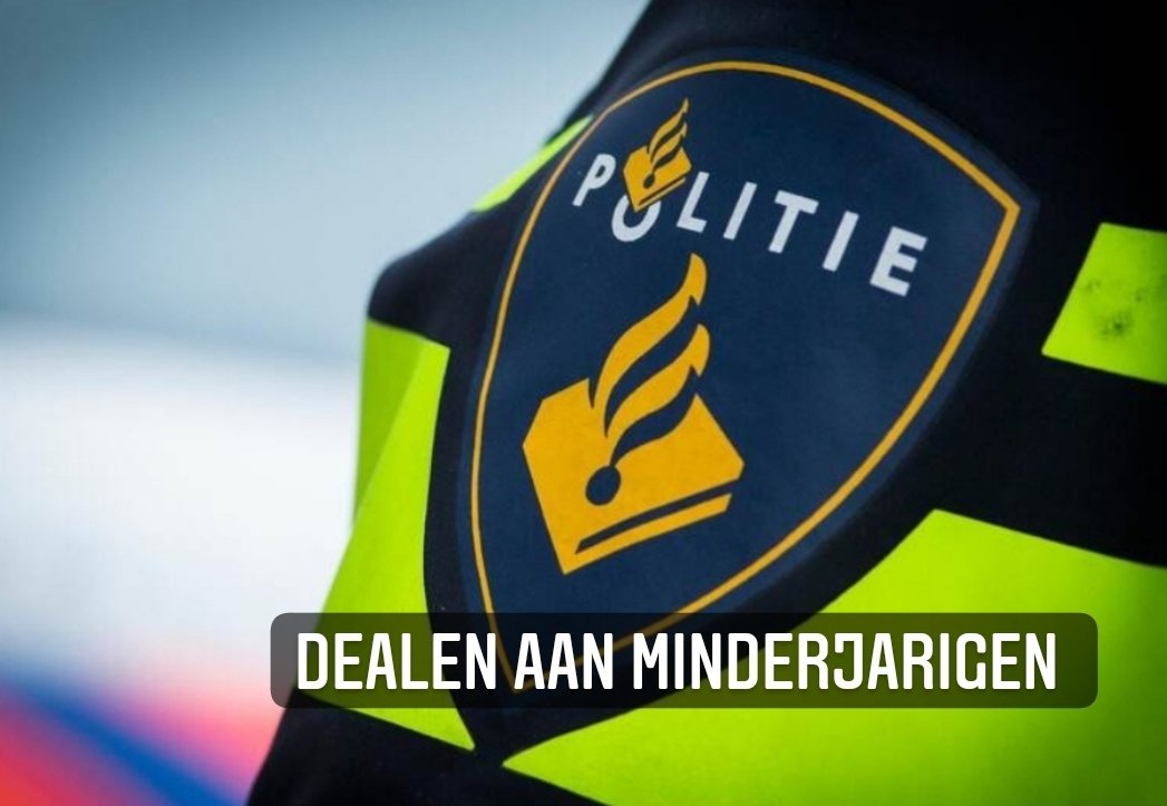 politie_johan's tweet photo. Was bizar en zorgelijk tegelijk. Gister meegedraaid in dit onderzoek. Kinderen die XTC kopen alsof het dropjes zijn. 

Denk niet 'dat doet mijn kind niet' maar ga het gesprek aan. https://t.co/NkwPVYxopI