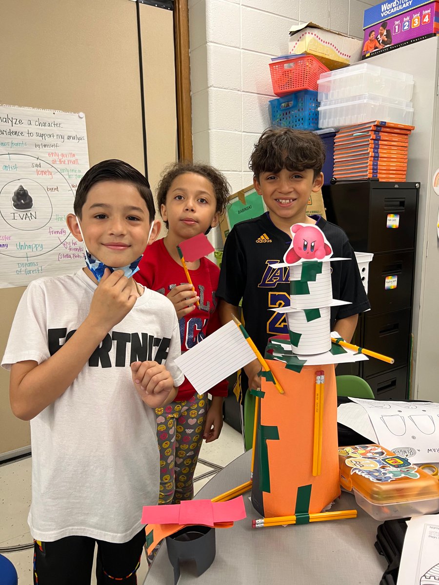 dist126_hg's tweet photo. 3rd Grade ❤️‘s STEM! This week we completed STEM Challenges to promote creativity and teamwork.  #weare126 #hg_126 #hornetstrong @dist126_hg @dist126 https://t.co/xDKTa4N3qi