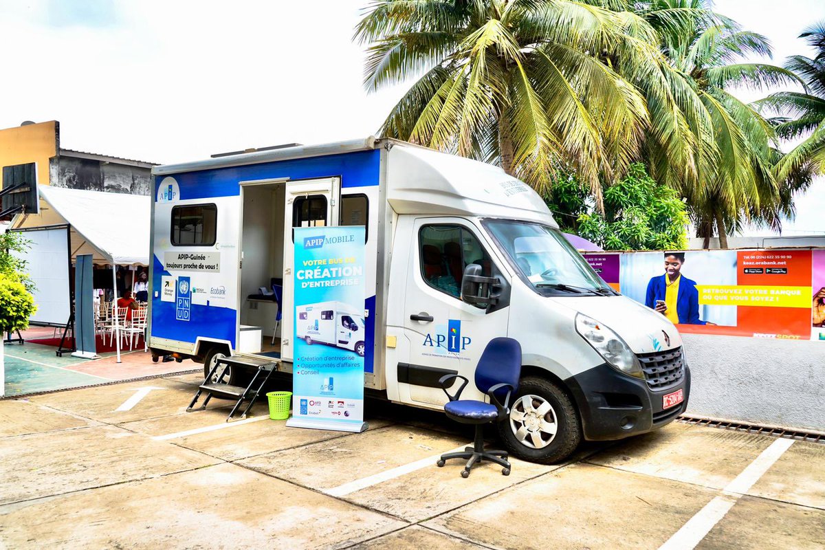 Invest_in_Gn's tweet photo. â
LâAPIP a participĂ© au #SEE2022 Ă l'@UfgConakry
Notre Ă©quipe de lâAPIP Mobile a sensibilisĂ© sur les missions de lâAPIP ainsi que les programmes dâaccompagnement en cours, menant Ă des dĂ©pĂŽts de dossiers de formalisation.
#APIPMobile #entrepreneuriat #InvestirEnGuinee https://t.co/9LGEnoUJ28