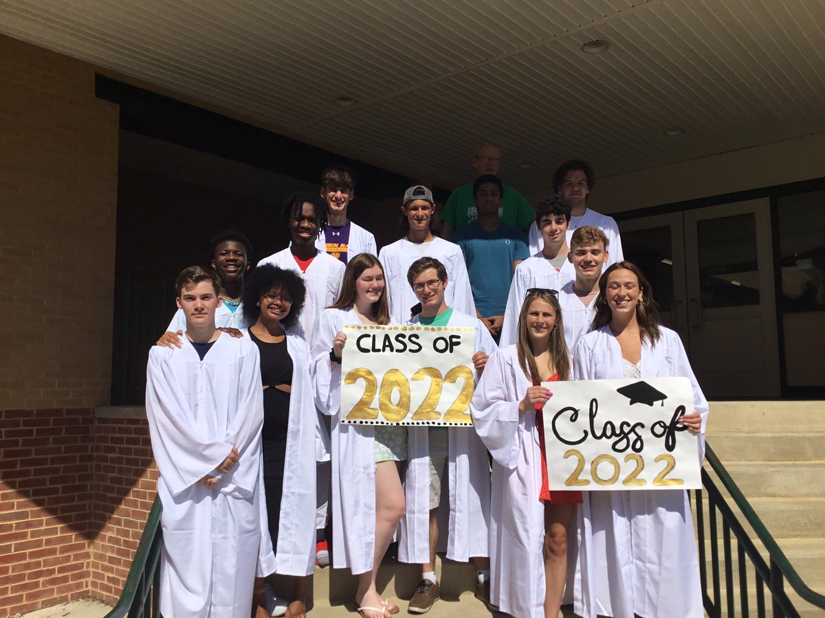 EGEroadrunner's tweet photo. EGE senior alumni Roadrunners return to EGE today @WestChesterASD @SaraMMissett @EGE_MrsA @MrsMulloyEGE @Merritt5EGE @EGEMrsSchmitt @MissHaugh https://t.co/26in3rR3rz