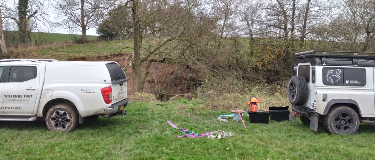 Great project led by <a href="/TM_WRT/">Thomas Myerscough</a>. My image: vehicles parked on fence-line 'to be' + impact of sheep up to the channel. EA image already shows benefits of excluding livestock. Augmented tree planting for shade etc, some instream woody features - letting the brook do its thing now