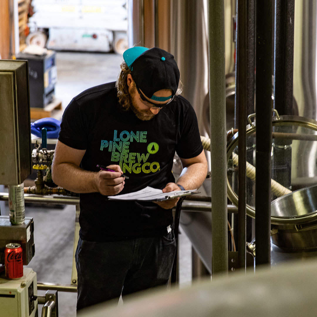 👕👕👕 NEW T-SHIRT NOW AVAILABLE! 👕👕👕
.
Tap the link in bio or stop by our tasting rooms to scoop one up before they're gone!