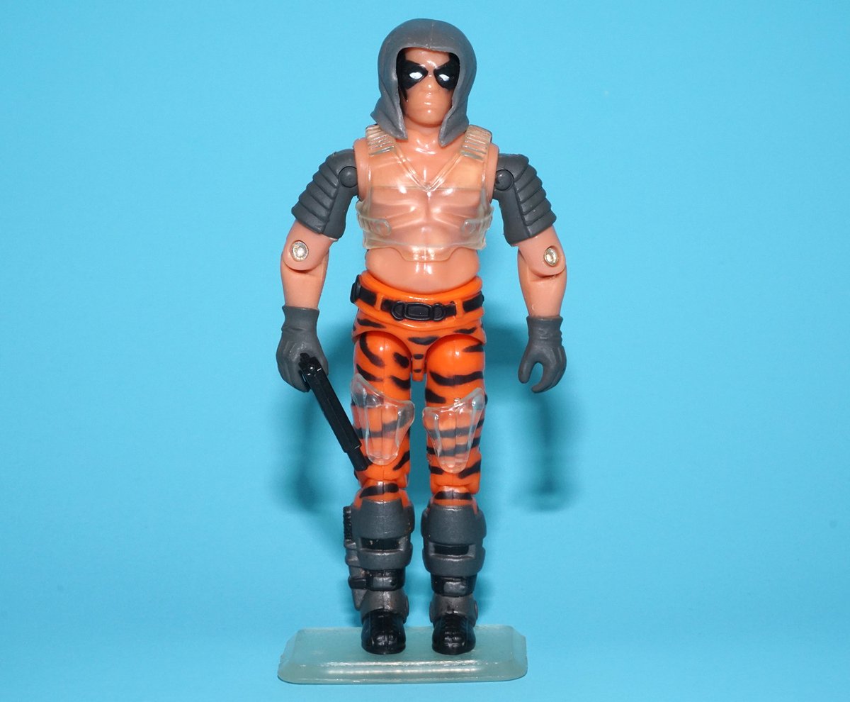 boonsart_com's tweet photo. This #GIJoeTigerForce #Zartan v9 v10 v11 Morphing Hawk Set 2004 Con Exclusive is the last of the GI Joe figures to be listed for now. We are done with the figures (until next time!). But fear not, we have many parts and file cards coming soon... 😉 #boonsartshop https://t.co/kjizy5tMqS