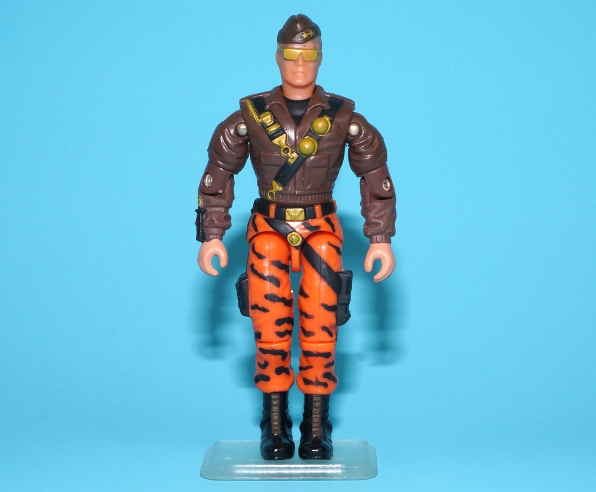boonsart_com's tweet photo. This #GIJoeTigerForce #Zartan v9 v10 v11 Morphing Hawk Set 2004 Con Exclusive is the last of the GI Joe figures to be listed for now. We are done with the figures (until next time!). But fear not, we have many parts and file cards coming soon... 😉 #boonsartshop https://t.co/kjizy5tMqS