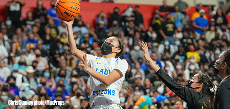 AZPreps365's tweet photo. The 3A girls b-ball final between Alchesay and Chinle was one of the most watched events on the @NFHSNetwork in the nation. As a thanks, NFHS Network will show the game FREE for 1 week starting today. Need a free login to the Network. Watch: https://t.co/70AGTn7AeG #azpreps365 https://t.co/oaupwnhX0i
