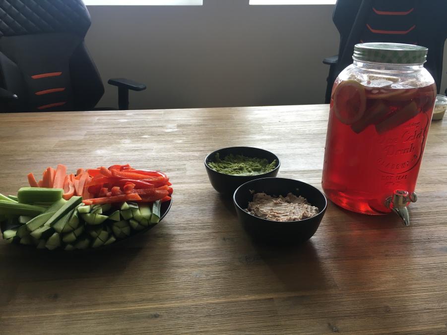 Split starts again so there will be food content again. The boys are ready for <a href="/BIGCLANgg/">BIG</a> in an hour