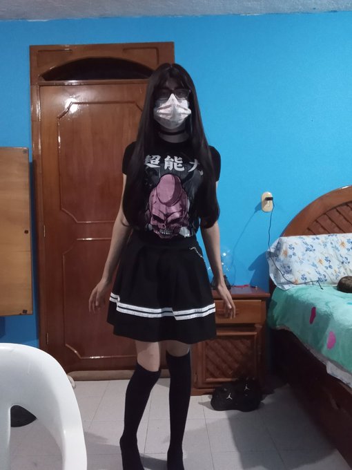 Holi, soy una peque&ntilde;a sissy que quiere dedicarse a hacer contenido+18 jeje espero les guste lo que hago<a href="/tag/sissy"class="tags"><span>#sissy</span></a><a href="/tag/nsfw"class="tags"><span>#nsfw</span></a><a href="/tag/sissytranny"class="tags"><span>#sissytranny</span></a>