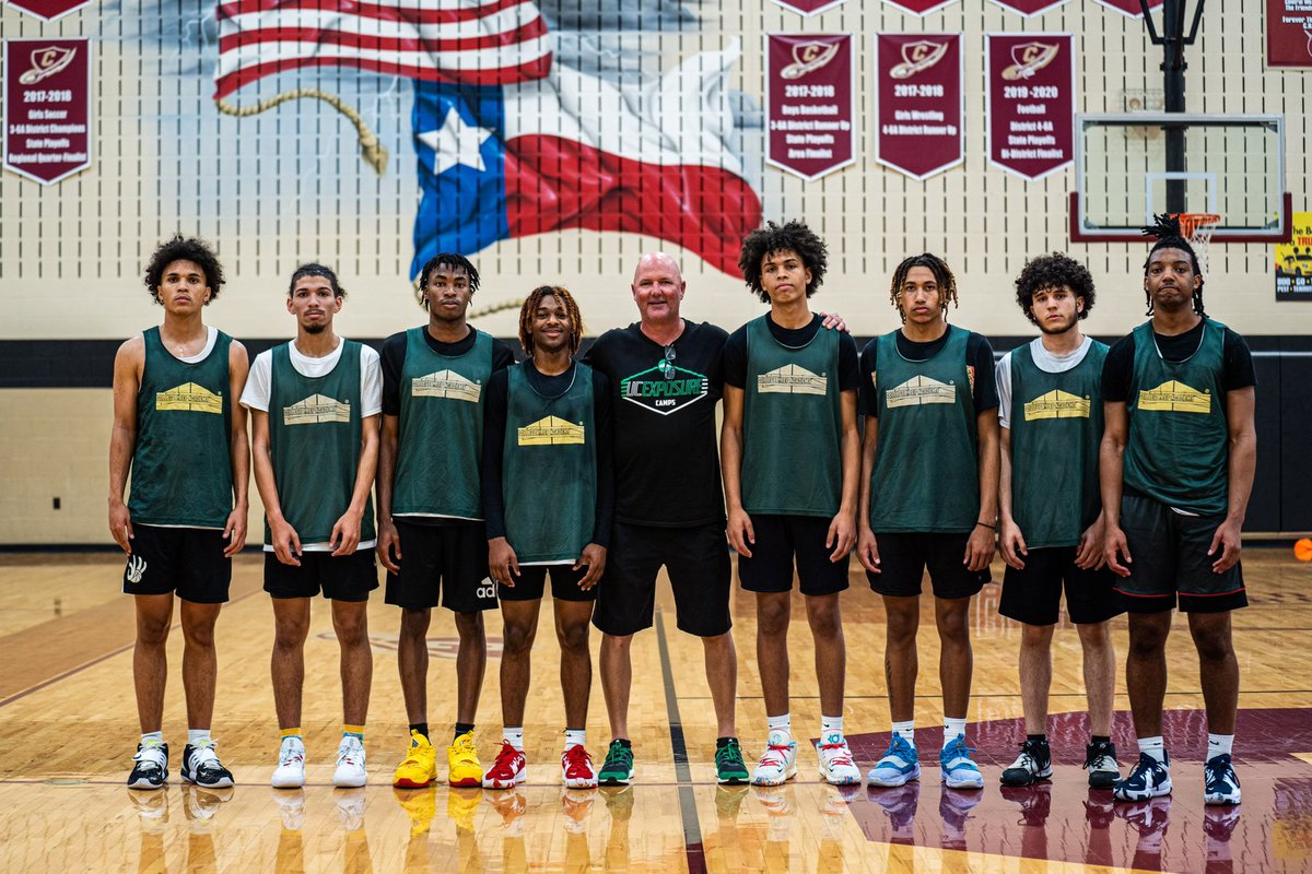 youtube.com/watch?v=EReyus… UCExposure "One Last Shot" Top Prospect Champions!  Click the link to view the "Top Prospect" Title Game #NewLeads #FindAFIT #UCExposure <a href="/TexasPrepReport/">TexasPrepReport</a> <a href="/NAIAHoopsReport/">NAIA Hoops Report</a> <a href="/smcollegehoops/">Small College Basketball</a> @TXRecruited <a href="/PaulMDaRealTalk/">DaREALtalkNation</a> <a href="/TexasRanked/">TexasRanked</a> <a href="/Coach_McBride_/">Hayden McBride</a> <a href="/4YFilms/">𝔽𝕠𝕣𝕖𝕧𝕖𝕣 𝕐𝕠𝕦𝕟𝕘 𝔽𝕚𝕝𝕞𝕤 SPORTS 🎥</a>