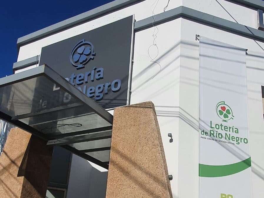 LoteriaRN's tweet image. Proyecto en la #Legislatura de Río Negro para declarar de interés social, educativo y comunitario la participación de nuestro organismo en el concurso realizado por ALEA.

Leer más 👇🏻
loteriaderionegro.gob.ar/?contID=73689