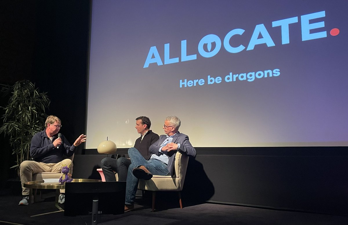 First panel was led with gusto by <a href="/CWatVC/">Chris J Wade</a> CoFounder <a href="/isomercapital/">Isomer Capital</a>, with Michael Sakler of <a href="/SupernodeVC/">Supernode Ventures</a> &amp; David Fisher <a href="/Edge_Invest/">Edge Invest</a> discussing the $4tn creator economy #ALLOCATEGP