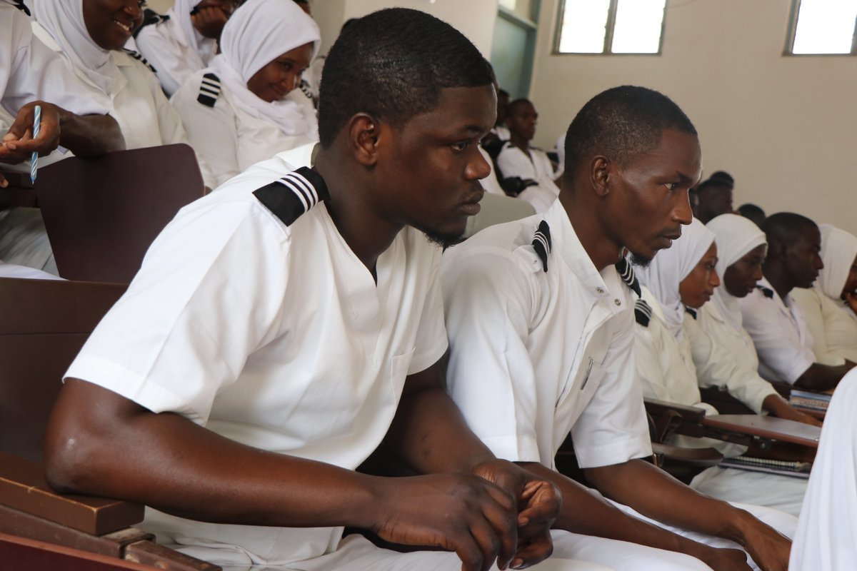 UNFPATheGambia's tweet photo. To achieve a #ZeroFistulaGMB we must involve midwives!

Today, we engaged students at the Gambia College School of Nursing and Midwifery on the role of midwives in ending Obstetric Fistula.

#MidwivesSaveLives 
#EndFistula 
#DeliveringForTheGambia https://t.co/aOappc1JtV
