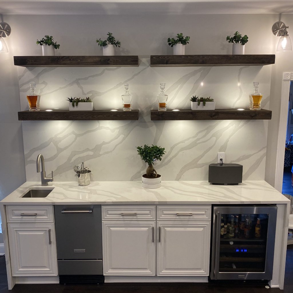 aquakitchennj's tweet photo. One of the most beloved kitchens on our feed -- and we're so happy and proud to share it with you! 😍 🤗

More on the project:  https://t.co/ioNOErdxPE

#kitchencrush #quartzbacksplash #customcabinetry #kitchengoals #kitchencabinets #cabinetgoals #kitchenupdates #kitcheninspo https://t.co/FaqDFNLc3R