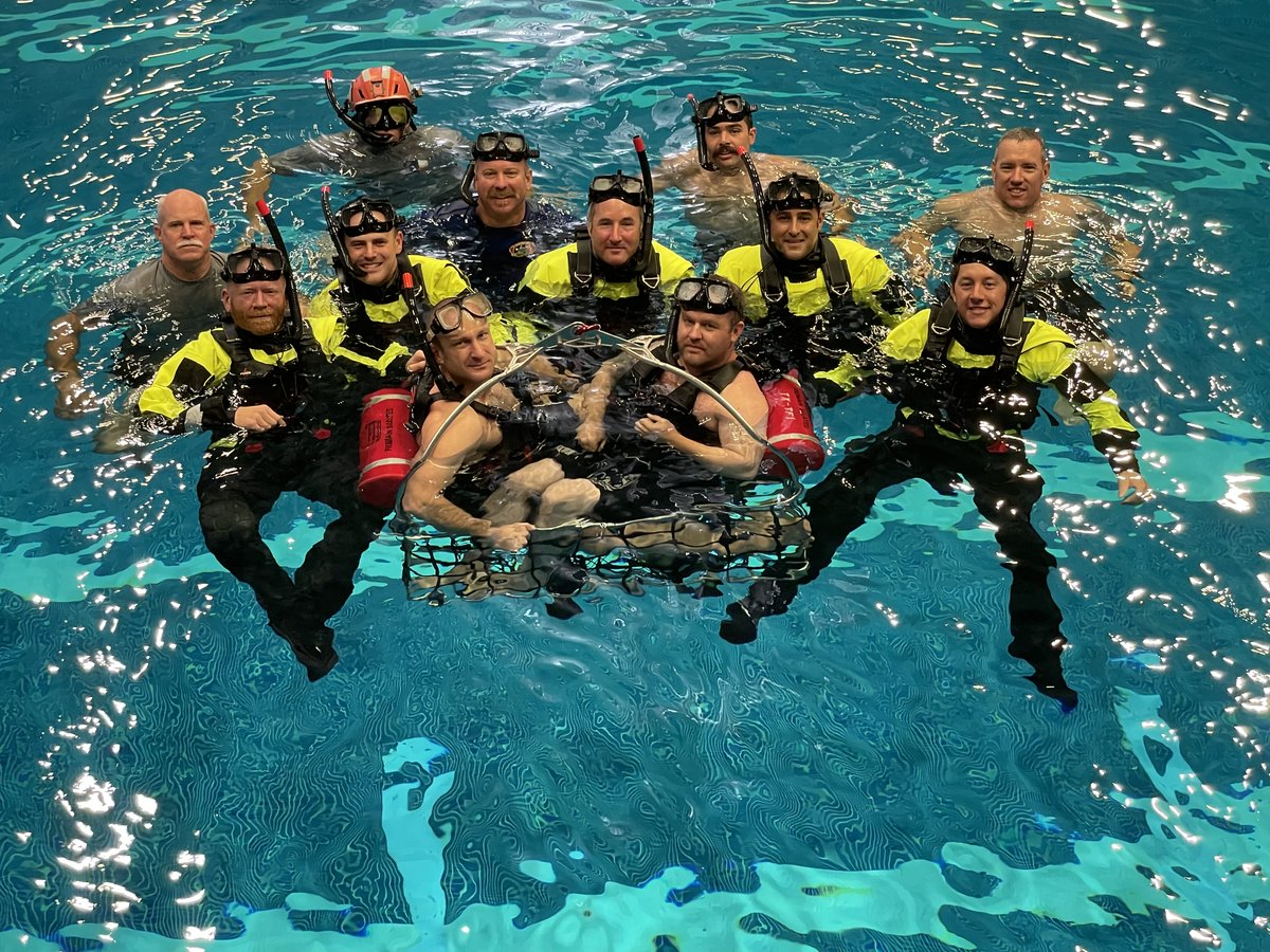 txtf1's tweet photo. Last week, TX-TF1 welcomed 5 new members to our Helicopter Search &amp; Rescue Team (HSART). The New Member Orientation &amp; skills training was a success! Welcome new members &amp; thank you to our current members who worked last week to make this a positive experience for all.#TEEX #HSART https://t.co/LkdgG9ZCvV
