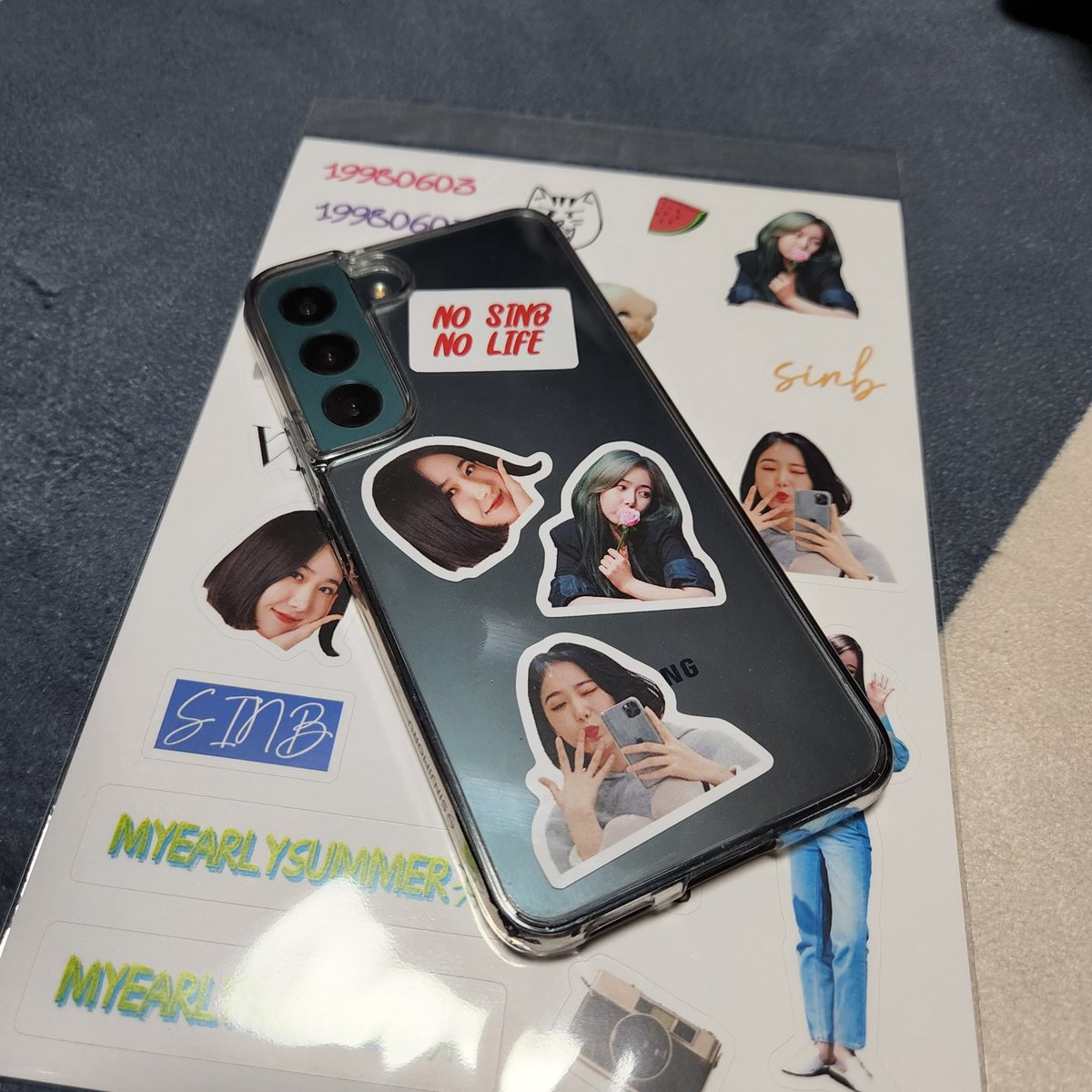 ✨️기본 특전 : 핀버튼(일별 상이) &amp; 스티커✨️