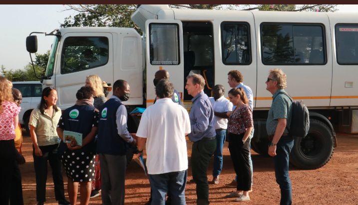 cryton_uganda's tweet photo. Today @KitaraHillsFarm, @nyongerayoghurt and micton wines participated in an exhibition where there was engagement with @FondazioneAVSI @TheSAYproject @EnockAmpumuza @SamotimRizzo @DutchMFA @NLinUganda @karinboven @TuryahebwaJ7 in regards to the #sayproject #agribusiness https://t.co/4kB9RBFmQq