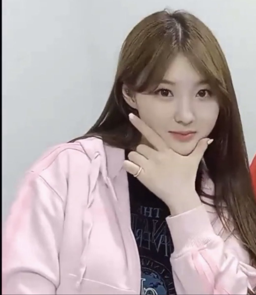 tiny chaehyun (@ktinychae) on Twitter photo 