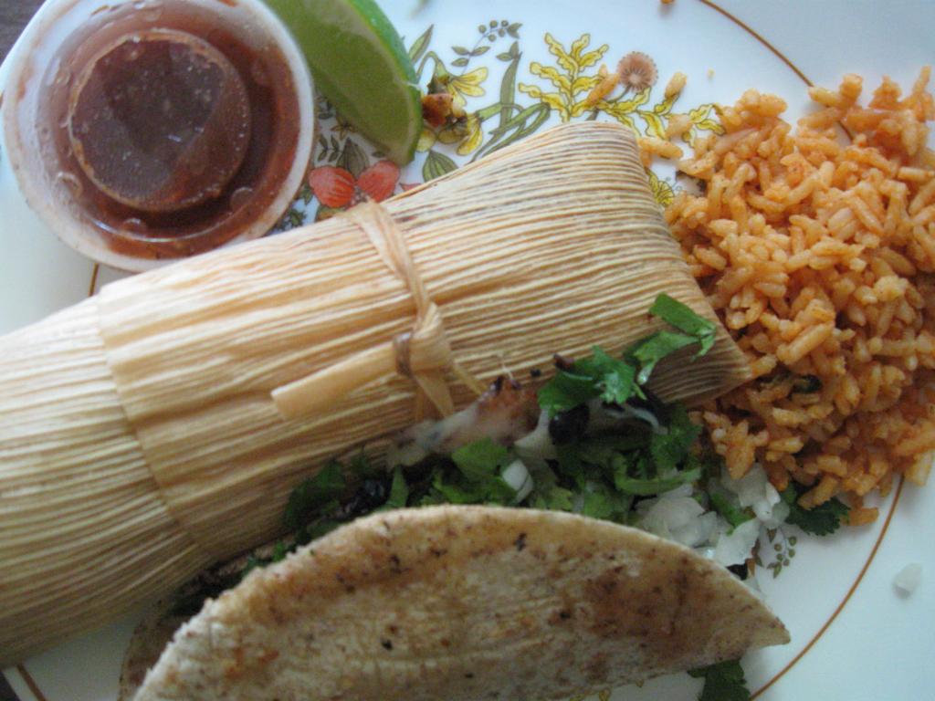 We specialize in delicious😋👌 . ⏰Monday-Saturday 9am-6pm . #TheTamalePlace #IndianapolisEats #EatIndy #Tamales #Authentic #Masa #HandMade #AllNatural