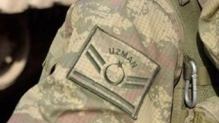 🟣Vahşetin anatomisi: Üniformalı failler

💾Dosya: Nevin Cerav

👉kadineki.com/detay/vahsetin…