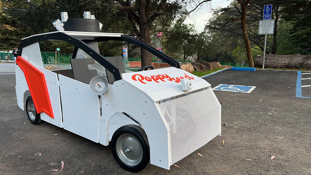 JohnMurrayProd1's tweet photo. Every now and again we get a unique project that allows our fabrication team to really flex their creativity muscles. Figuring out how to build a soapbox derby car for @sfmoma’s soapbox derby for the end client @cruise was equal parts engineering and fun. https://t.co/5HtjIGJTi2