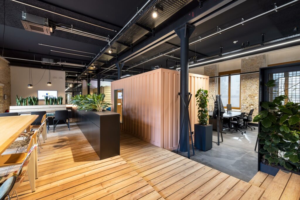 OfficeInspire's tweet image. What does it take for many different people with different work processes and requirements to be able to work together but independently under one roof?
bit.ly/3POuJOG

#officeinspiration #steamwork #goodspace #feco #coworking #newwork