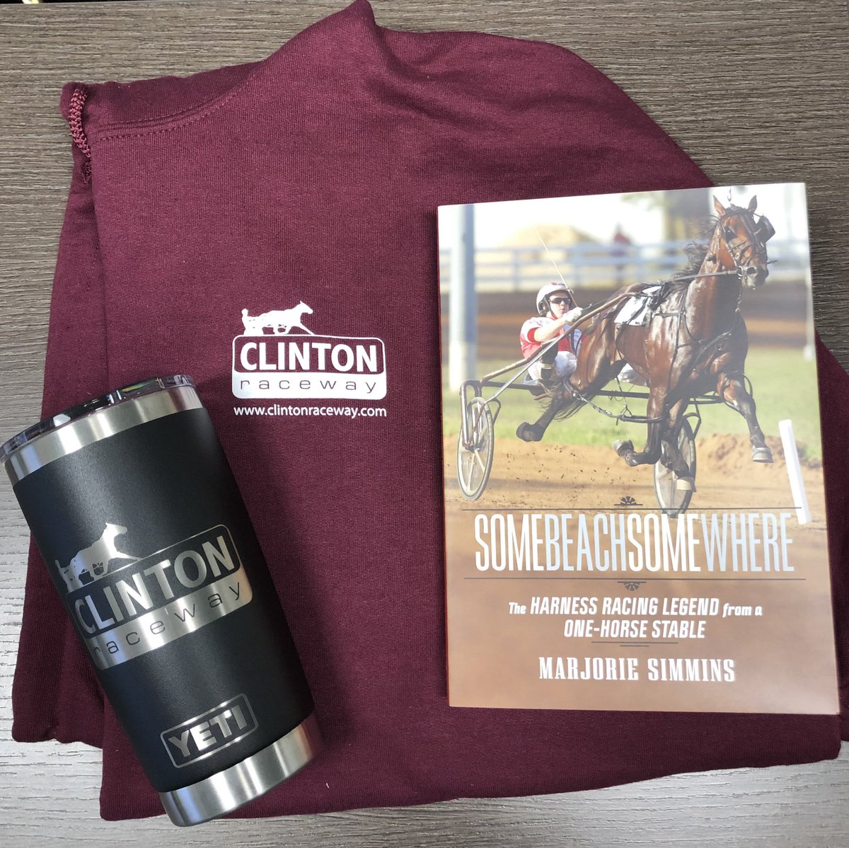 🚨LIKE, RETWEET and FOLLOW our page to WIN🚨
.
Like, retweet &amp; follow our page to be entered to win a Clinton Raceway Yeti and Hoodie, as well as a SBSW book! 
Winner will be drawn on Monday, June 6th
.
Legends return to Clinton Raceway on June 12th for the 11th Legends Day!