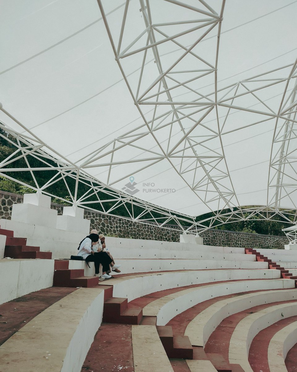 infopurwokerto_'s tweet photo. Bukit Bintang baturraden udah cakepp tauu 😚 https://t.co/7zrEnJ6Eez