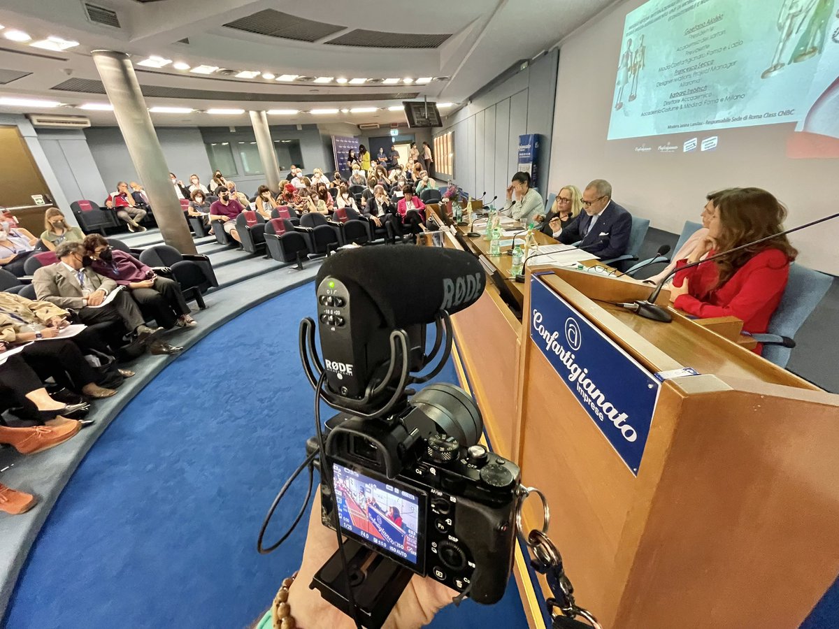 DPbox's tweet photo. Riprese ed interviste per tg@ di @confartigianato #imprese i gruppi #DonneImprese Roma #Moda50 un convegno o del titolo Obiettivo 5 e #Moda 5.0, educare alla #sostenibilità attraverso la moda https://t.co/gmpK5YtPlf