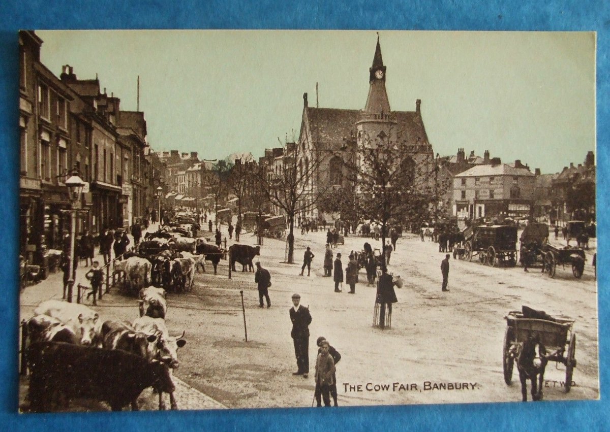 SteveKilsby's tweet photo. My first guided walk around #Banbury will take place at 11.00 on Saturday the 11th June, meeting at Banbury Cross. It is free, and will last one hour. It would be great if you could let me know if you are coming via a pm. Please join me! https://t.co/6h0NdC2N4n