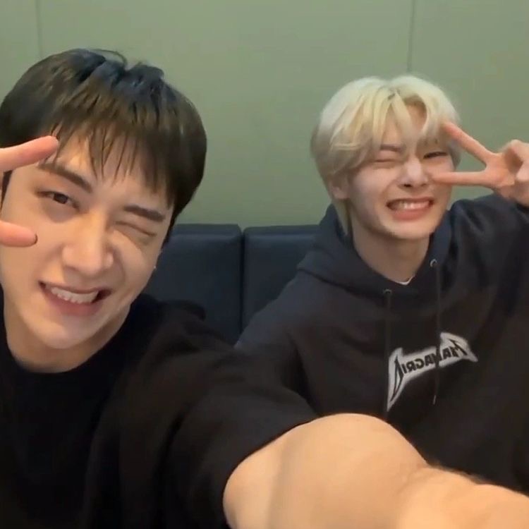 Look oh, we look cute in this pic. Happy 2nd baby!! I love you so much. @liouchary