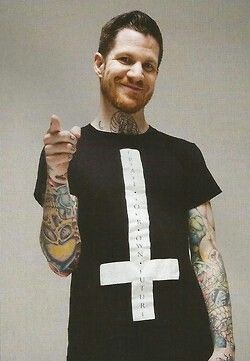  Happy birthday, Andy Hurley!    