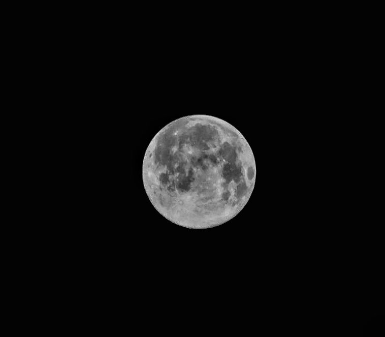 lunopics's tweet photo. @michaelboegl https://t.co/tt0FTCrpBO