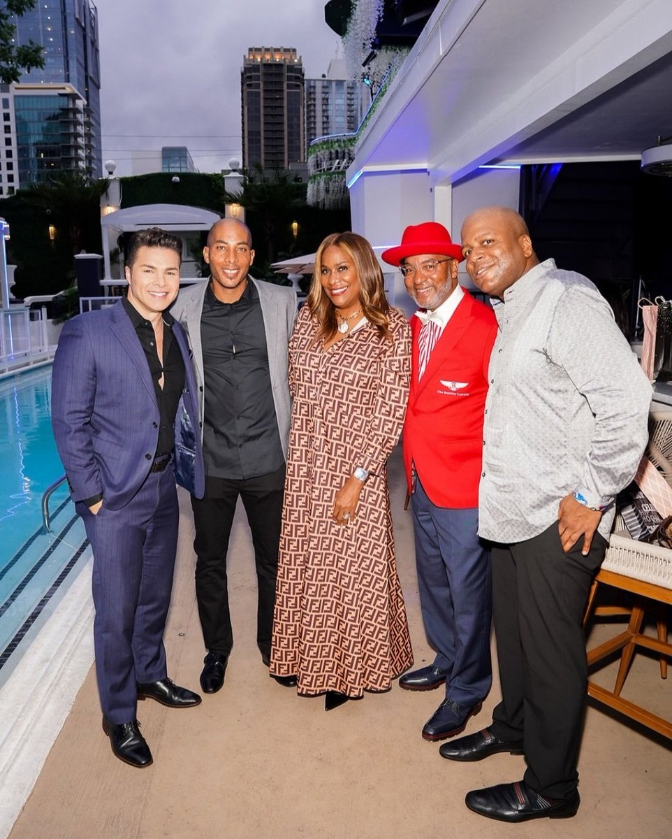 Brady M Henderson tweet media